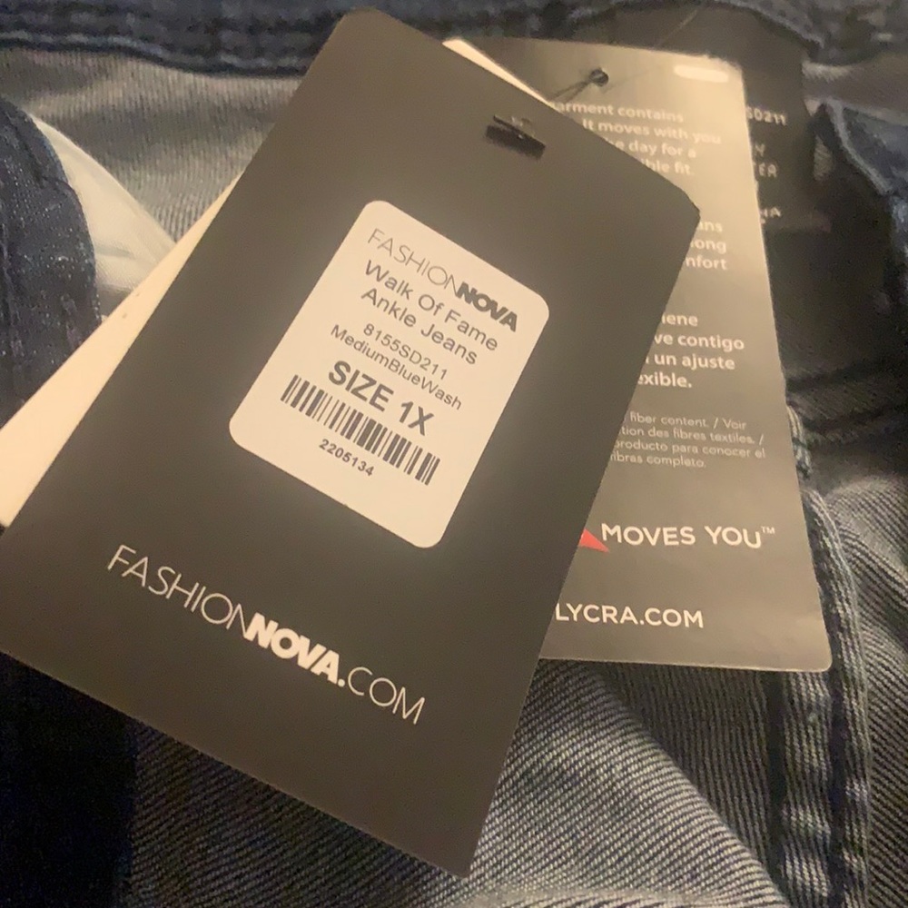 Women Blue jeans